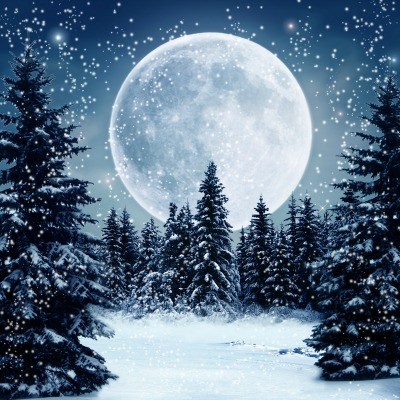 Lunar eclipse, snow moon and a comet all appear in one ...
