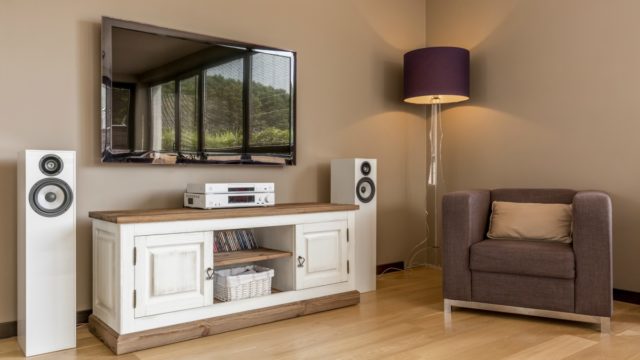QLED vs. OLED TV: Similar names, totally different technologies
