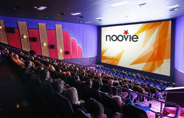 Noovie preshow movie theater audience