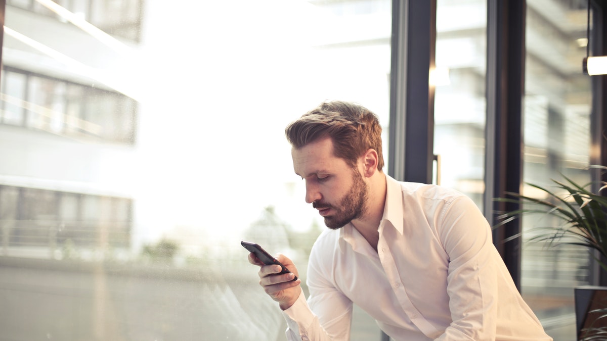 Know where your loved ones are at a glance with this GPS app