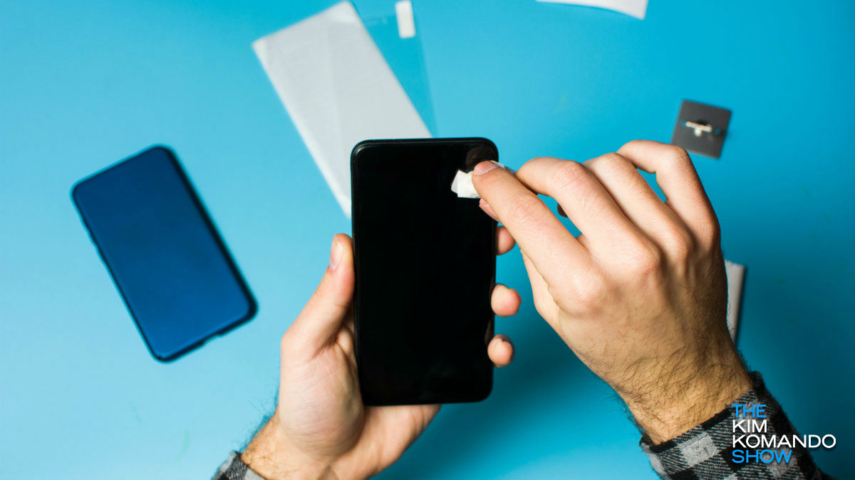 New research: COVID can live on your phone for 28 days – How to properly disinfect yours