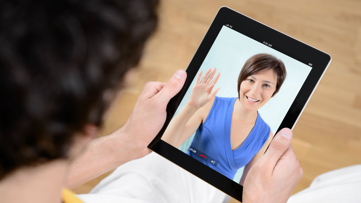 Upcycle your tech: 8 clever uses for an old iPad