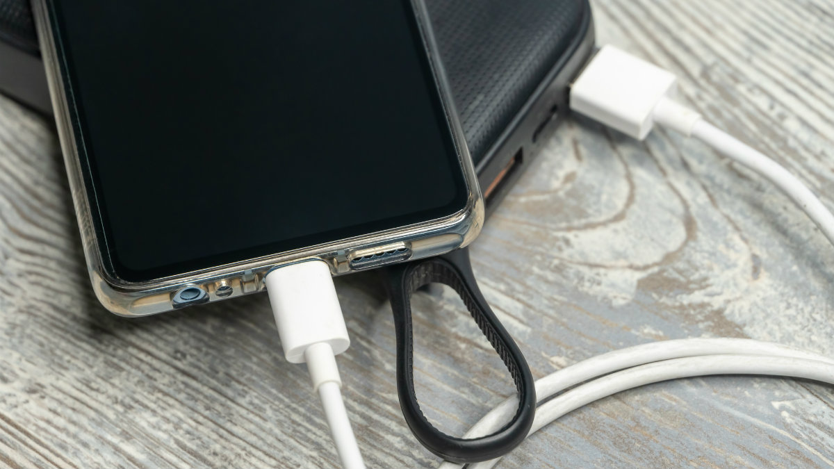 Impressive iPhone and Android smartphone charging cables from Amazon