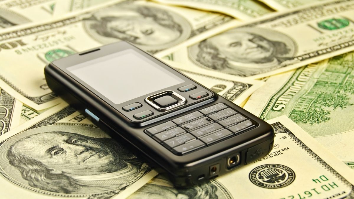 5 ways to save money on your phone bill – and maybe even get free service