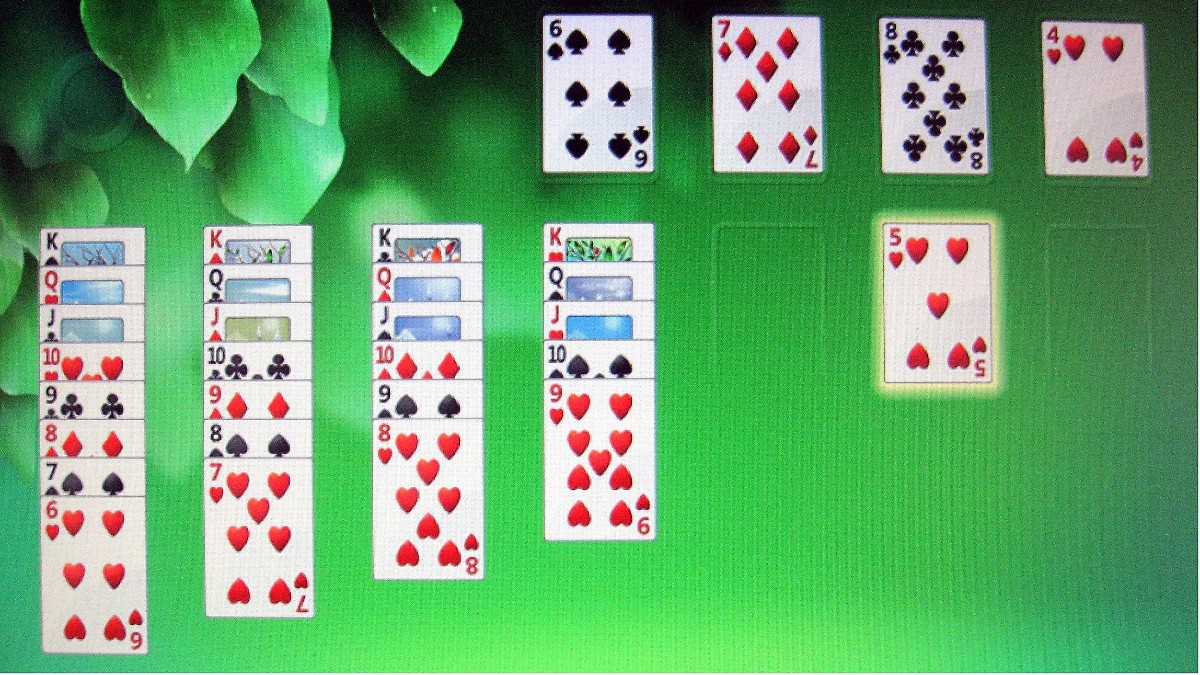 Play Solitaire - 2023 Online for Free on PC & Mobile