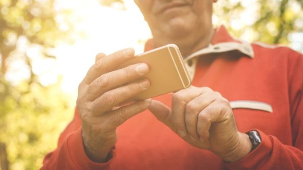 Are you spending too much on your cellphone bill? Here's a smart way to save some cash