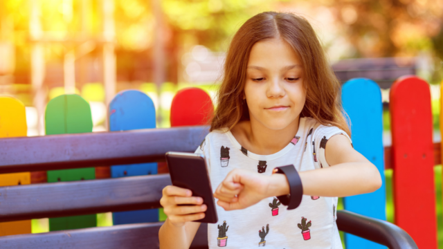 Smartwatches for kids: What is the best smartwatch for a child? What age do kids get smart watches? What are the three best smartwatches for kids in 2022?