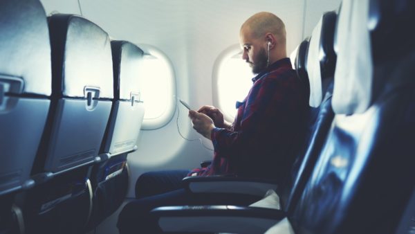 5 tech tips that will make your long-haul flights more bearable