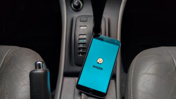 5 Waze tips and tricks: Find cheap gas, send an alert and more