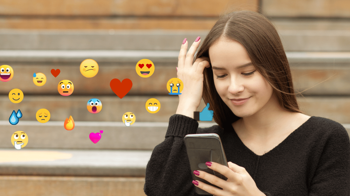 How to insert an emoji with Siri or Dictation on iPhone