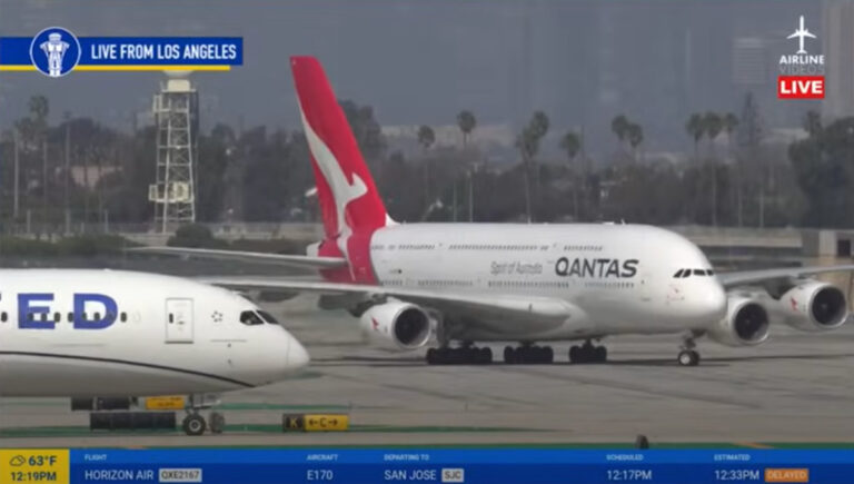 People are glued on YouTube, watching planes land at LAX