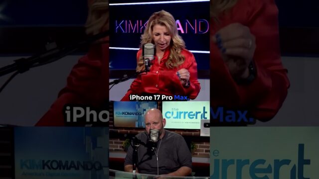 The iPhone but make it bend. #tech #apple #iphone #technews #kimkomando